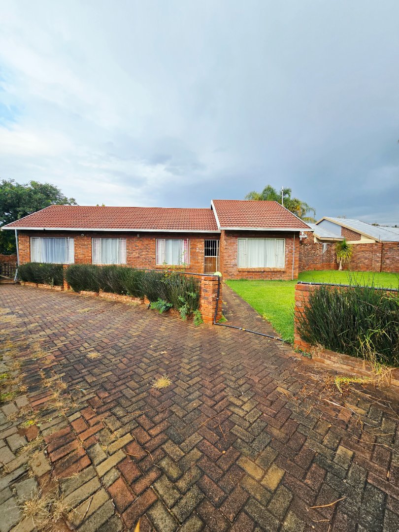 3 Bedroom Property for Sale in Doringkruin North West